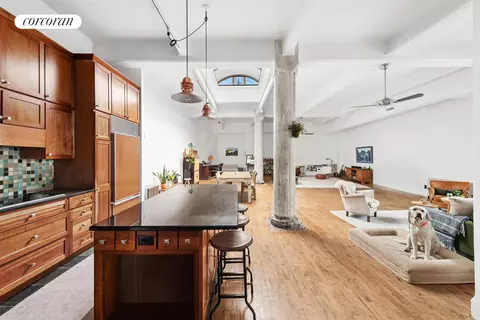 28 Old Fulton St #7E, Brooklyn, NY 11201