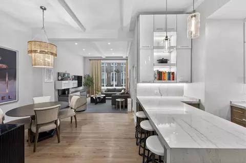 21 E 22nd St #4C, New York, NY 10010