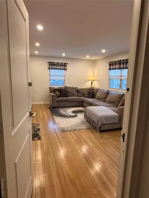 268-41 82nd Ave #2, New York City, NY 11040