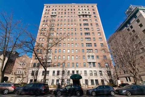 9 Prospect Park W #1-A, Brooklyn, NY 11215