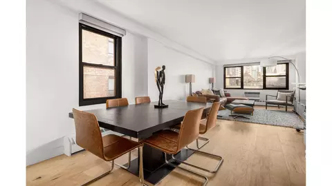 210 E 15th St #9L, New York, NY 10003