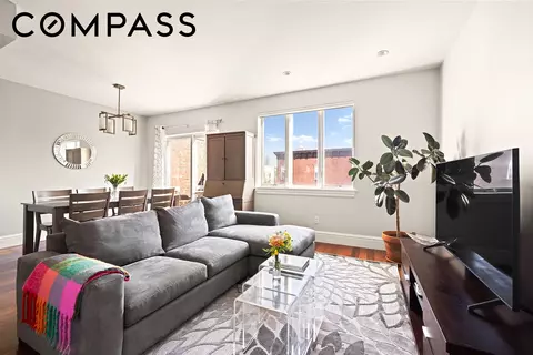 444-446 17th St #3C, Brooklyn, NY 11215