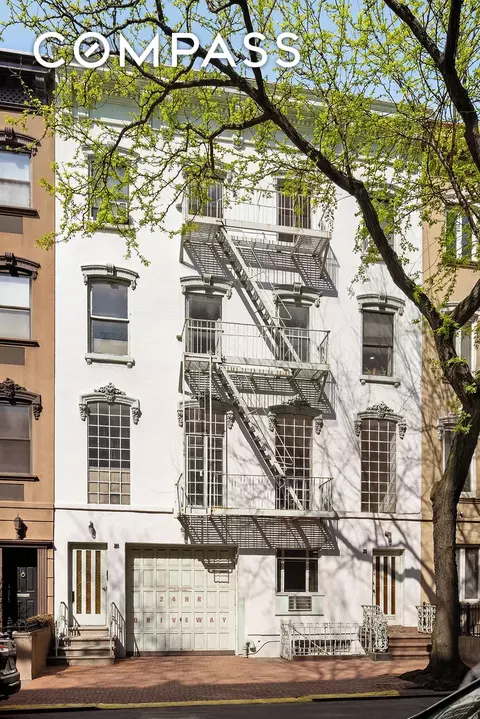 223-225 E 31st St, New York, NY 10016