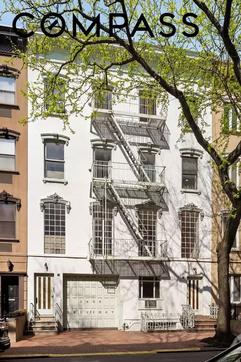 223-225 E 31st St, New York, NY 10016