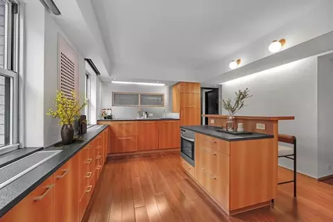 40 E 78th St #7-H, New York, NY 10075