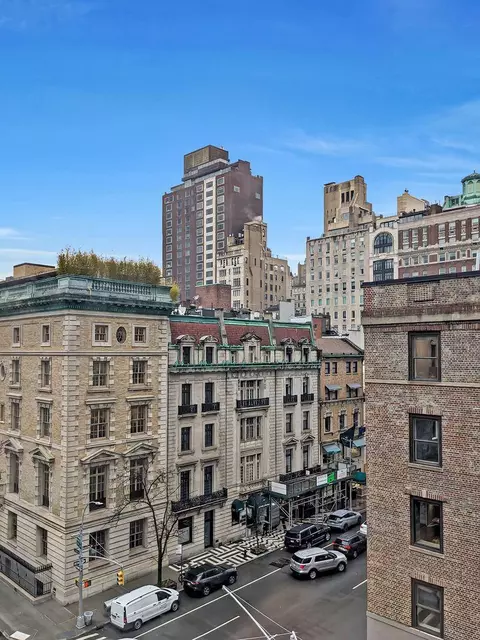 40 E 78th St #7-H, New York, NY 10075