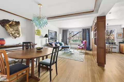 520 E 90th St #2LGM, New York, NY 10128