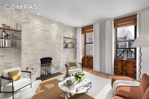 218 E 82nd St #4FW, New York, NY 10028