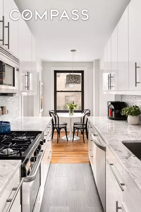 205 E 69th St #4G, New York, NY 10021