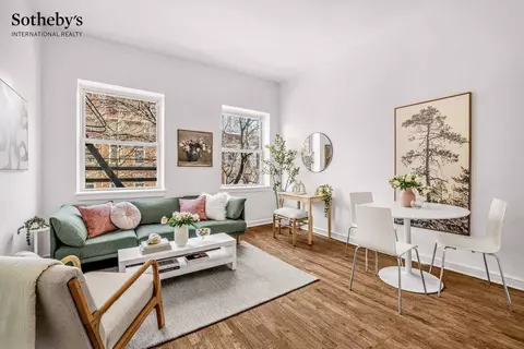 406 W 46th St #3B, New York, NY 10036