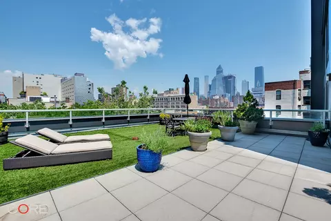 305 W 16th St #6E, New York, NY 10011