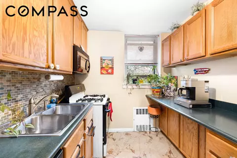 5635 Netherland Ave #1G, New York City, NY 10471