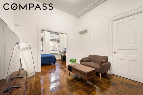 284 5th Ave #3F, New York, NY 10001