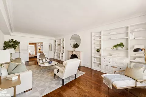 115 E 67th St #8B, New York, NY 10065