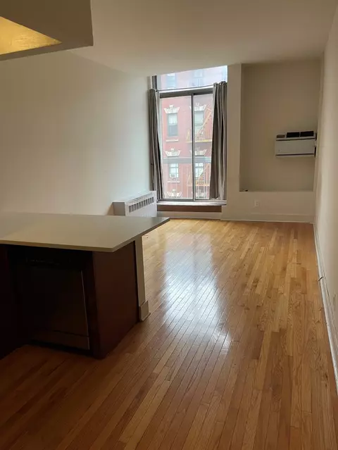 184 Thompson St #3O, New York, NY 10012
