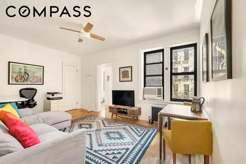 305 E 88th St #3E, New York, NY 10128