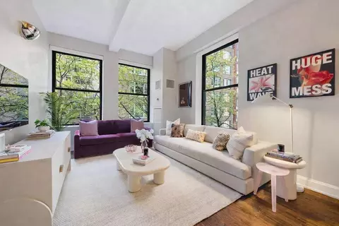140 W 22nd St #4F, New York, NY 10011
