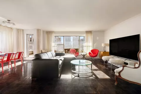 2 5th Ave #17C, New York, NY 10011