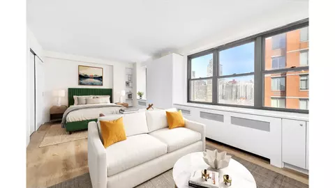345 E 81st St #20H, New York, NY 10028