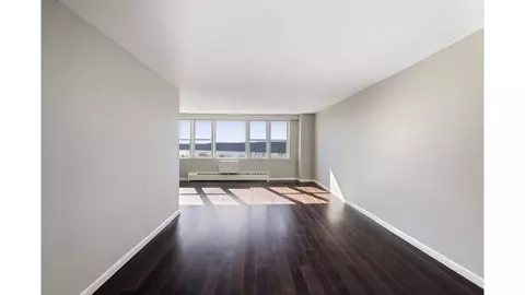 5700 Arlington Ave #10O, New York City, NY 10471