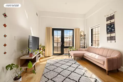 42 Maspeth Ave #4E, Brooklyn, NY 11211