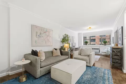 315 E 72nd St #8-D, New York, NY 10021