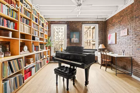 543 Manhattan Ave #TH, New York, NY 10027