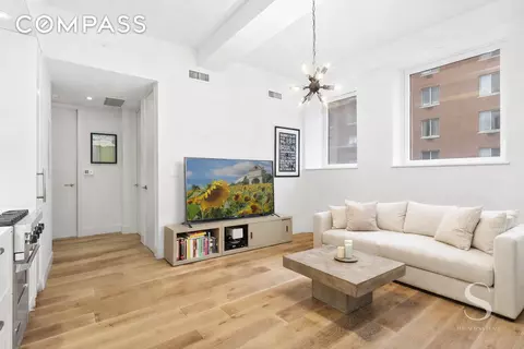93 Worth St #302, New York, NY 10013
