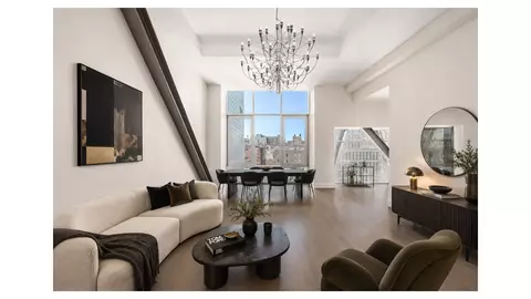 52 E 4th St #7, New York, NY 10003