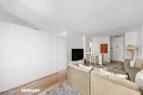 301 E 63rd St #8A, New York, NY 10065