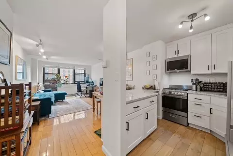 340 E 93rd St #11-D, New York, NY 10128