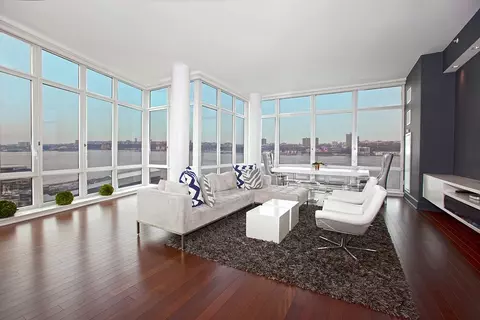 60 Riverside Blvd #2011, New York, NY 10069