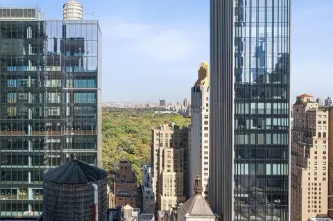 111 W 56th St #39-L, New York, NY 10019