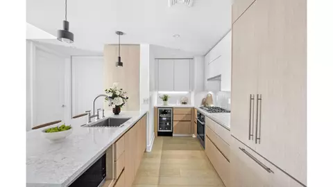 Kitchen - 526 Union Ave #PH5, Brooklyn, NY 11211 photo 2 of 3