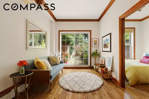 198 Monitor St #1B, Brooklyn, NY 11222