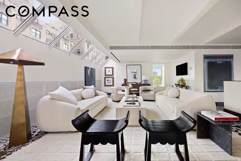 15 E 70th St #PHB, New York, NY 10021