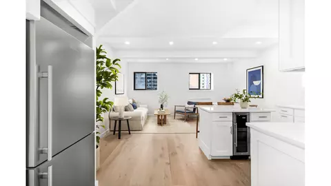 150 W 51st St #2116, New York, NY 10019