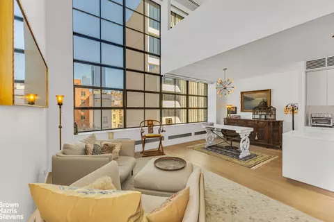 456 W 19th St #4A, New York, NY 10011