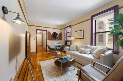 170 E 94th St #5-E, New York, NY 10128