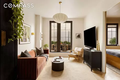 300 W 122nd St #5N, New York, NY 10027