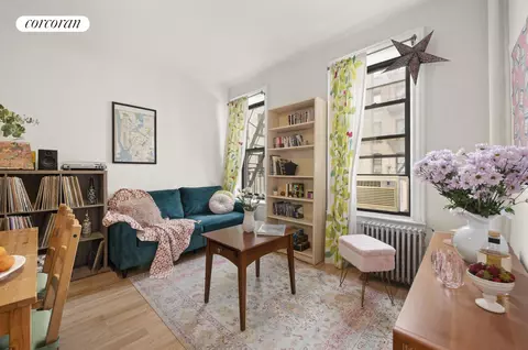 35 Crown St #3C, Brooklyn, NY 11225