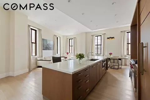 100 Barclay St #17L, New York, NY 10007