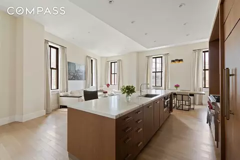 100 Barclay St #17L, New York, NY 10007