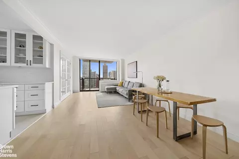 171 E 84th St #22C, New York, NY 10028