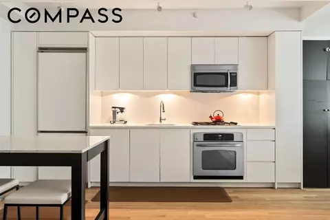 90 William St #15F, New York, NY 10038