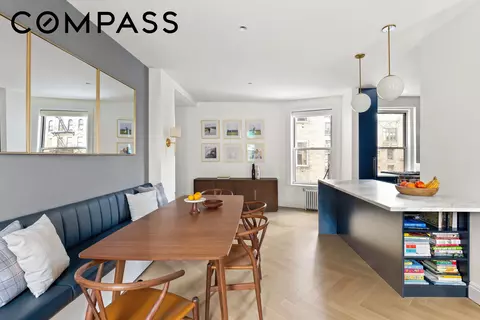 261 W 22nd St #12A14, New York, NY 10011