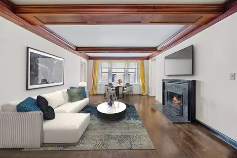 225 E 73rd St #11D, New York, NY 10021