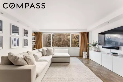 315 W 70th St #5F, New York, NY 10023