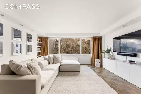 315 W 70th St #5F, New York, NY 10023