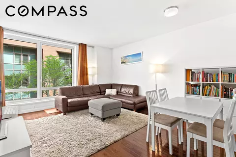 462 W 58th St #3E, New York, NY 10019